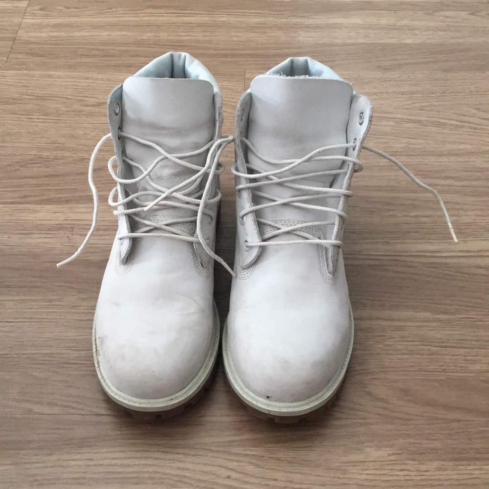 White Timberlands